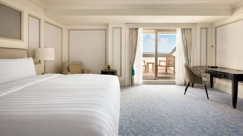 <b>Shangri-La Bosphorus, Istanbul Suite</b>. Images powered by <a href=https://www.travelagewest.com/Hotels/Istanbul/