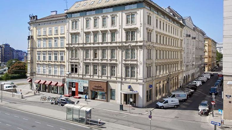 Livinghotel an der Oper Exterior. Images powered by <a href="https://iceportal.shijigroup.com" target="_blank" rel="noopener">Ice Portal</a>.
