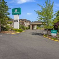 Guesthouse Inn and Suites Poulsbo