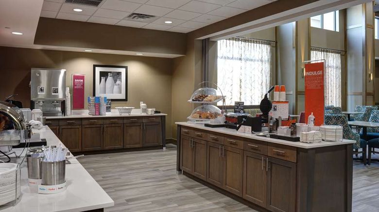 <b>Hampton Inn & Suites Ardmore Restaurant</b>. Images powered by <a href="https://iceportal.shijigroup.com/" title="IcePortal" target="_blank">IcePortal</a>.