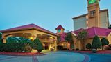 La Quinta Inn & Suites Winston-Salem Exterior