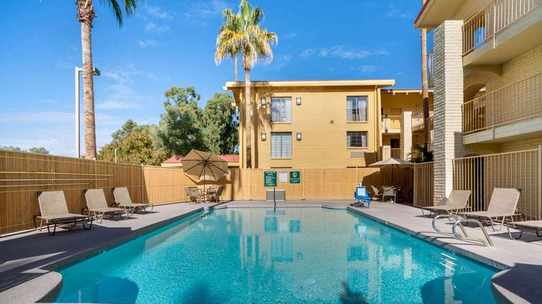 <b>La Quinta Inn Phoenix Sky Harbor Arpt Pool</b>. Images powered by <a href="https://iceportal.shijigroup.com/" title="IcePortal" target="_blank">IcePortal</a>.