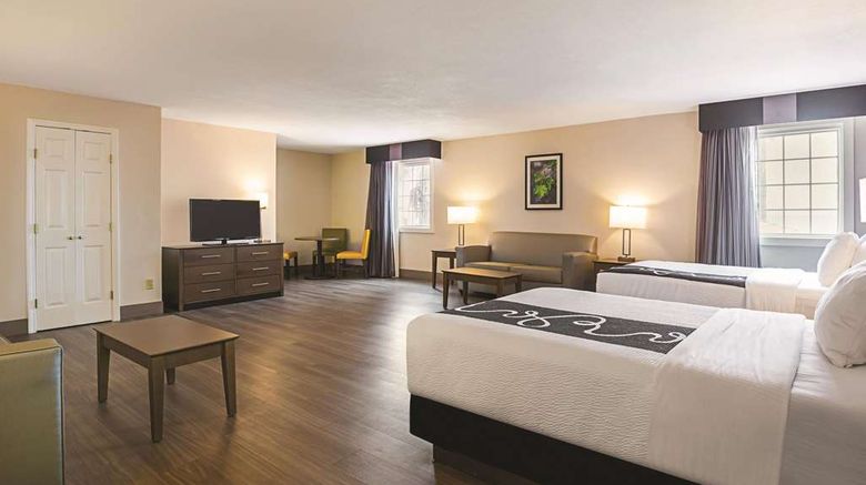 <b>Wingate by Wyndham Galveston East Beach Room</b>. Images powered by <a href="https://iceportal.shijigroup.com/" title="IcePortal" target="_blank">IcePortal</a>.