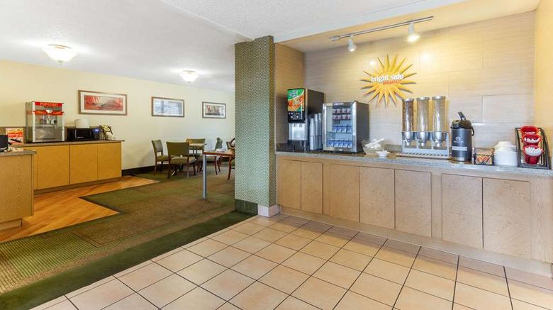 <b>La Quinta Inn & Suites Redding Other</b>. Images powered by <a href="https://iceportal.shijigroup.com/" title="IcePortal" target="_blank">IcePortal</a>.