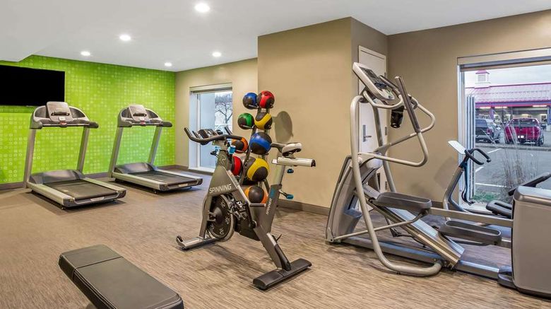 <b>La Quinta Inn Hartford Bradley Airport Health</b>. Images powered by <a href="https://iceportal.shijigroup.com/" title="IcePortal" target="_blank">IcePortal</a>.