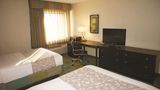 <b>La Quinta Inn & Suites Plattsburgh Room</b>. Images powered by <a href="https://iceportal.shijigroup.com/" title="IcePortal" target="_blank">IcePortal</a>.