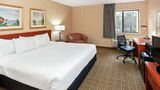 <b>La Quinta Inn & Suites Stevens Point Room</b>. Images powered by <a href="https://iceportal.shijigroup.com/" title="IcePortal" target="_blank">IcePortal</a>.
