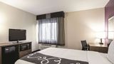 La Quinta Inn & Suites Baltimore North Room