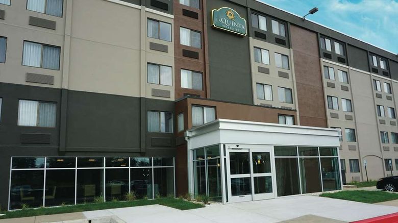 La Quinta Inn  and  Suites Baltimore North Exterior. Images powered by <a href="https://iceportal.shijigroup.com" target="_blank" rel="noopener">Ice Portal</a>.