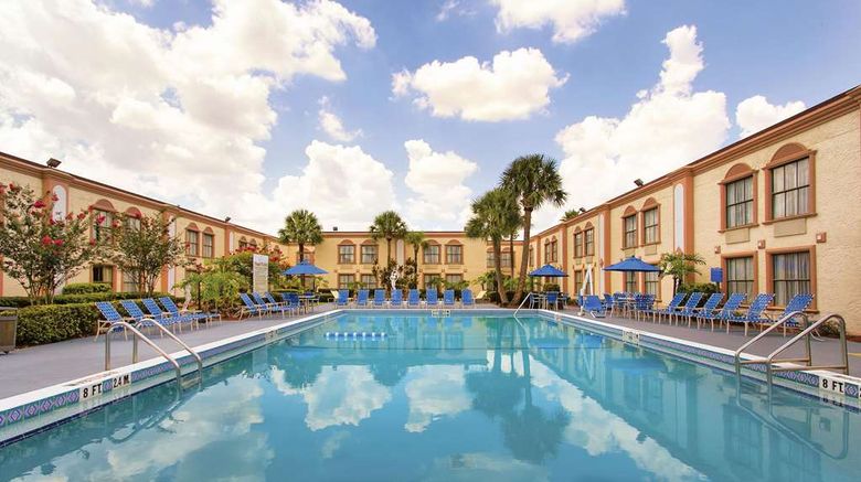<b>La Quinta Inn Orlando Intl Drive North Pool</b>. Images powered by <a href="https://iceportal.shijigroup.com/" title="IcePortal" target="_blank">IcePortal</a>.