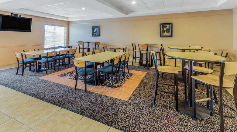 <b>La Quinta Inn & Suites Hobbs Other</b>. Images powered by <a href="https://iceportal.shijigroup.com/" title="IcePortal" target="_blank">IcePortal</a>.