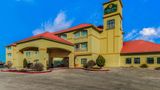 <b>La Quinta Inn & Suites Hobbs Exterior</b>. Images powered by <a href="https://iceportal.shijigroup.com/" title="IcePortal" target="_blank">IcePortal</a>.