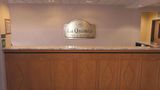 <b>La Quinta Carter Lake Omaha Airport Lobby</b>. Images powered by <a href="https://iceportal.shijigroup.com/" title="IcePortal" target="_blank">IcePortal</a>.