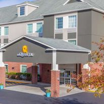 La Quinta Inn & Suites Stonington