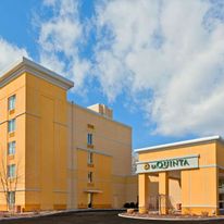 La Quinta Inn & Suites Danbury