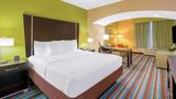<b>La Quinta Inn & Suites Muskogee Suite</b>. Images powered by <a href="https://iceportal.shijigroup.com/" title="IcePortal" target="_blank">IcePortal</a>.