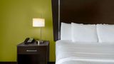 <b>La Quinta Inn & Suites Muskogee Room</b>. Images powered by <a href="https://iceportal.shijigroup.com/" title="IcePortal" target="_blank">IcePortal</a>.