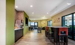 La Quinta Inn & Suites Pomona