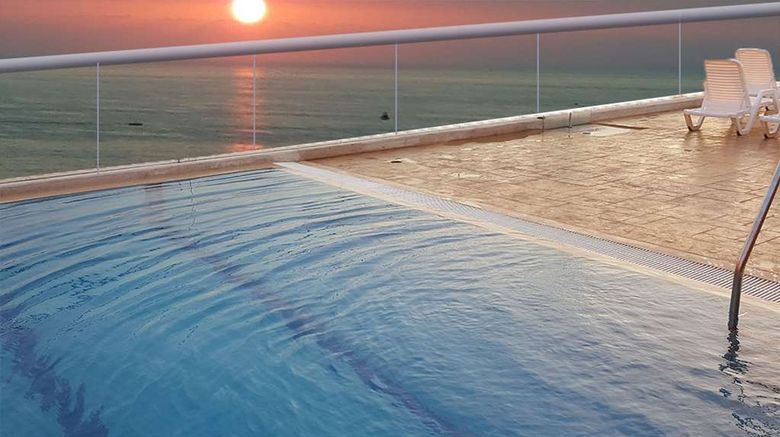 <b>Jounieh Suites Hotel Pool</b>. Images powered by <a href="https://iceportal.shijigroup.com/" title="IcePortal" target="_blank">IcePortal</a>.