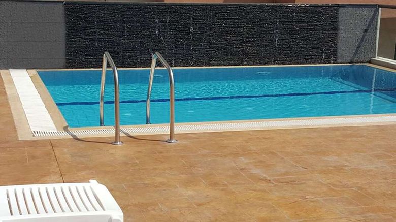 <b>Jounieh Suites Hotel Pool</b>. Images powered by <a href="https://iceportal.shijigroup.com/" title="IcePortal" target="_blank">IcePortal</a>.