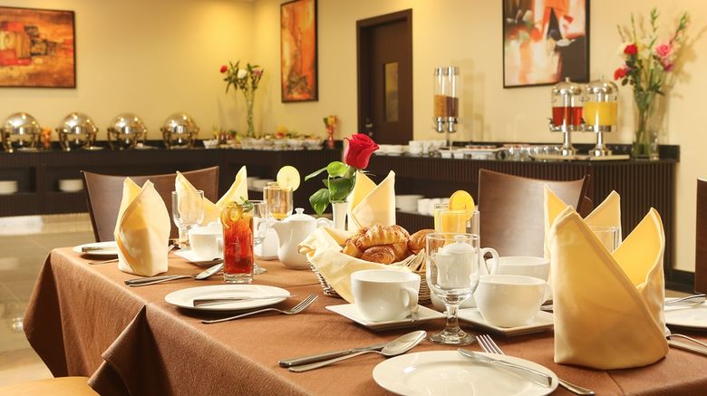 <b>Best Western Plus Salmiya Restaurant</b>. Images powered by <a href="https://iceportal.shijigroup.com/" title="IcePortal" target="_blank">IcePortal</a>.