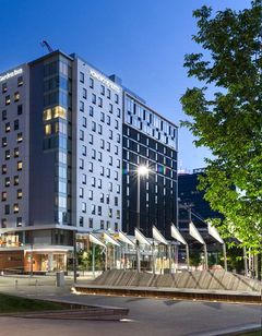 Homewood Sts by Hilton Calgary Downtown