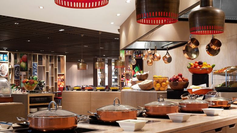 <b>The Leela Ambience Convention Hotel Restaurant</b>. Images powered by <a href="https://iceportal.shijigroup.com/" title="IcePortal" target="_blank">IcePortal</a>.
