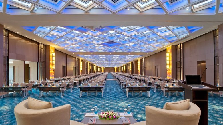 <b>The Leela Ambience Convention Hotel Meeting</b>. Images powered by <a href="https://iceportal.shijigroup.com/" title="IcePortal" target="_blank">IcePortal</a>.