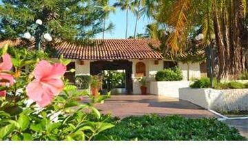 Cabo Blanco Hotel