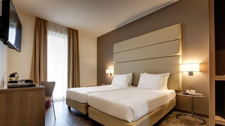 <b>Klima Hotel Milano Fiere Room</b>. Images powered by <a href="https://iceportal.shijigroup.com/" title="IcePortal" target="_blank">IcePortal</a>.