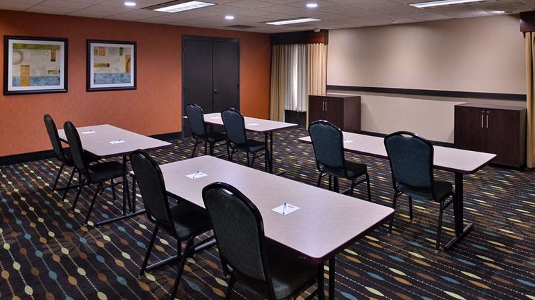 <b>Best Western Plus Wichita-West Airport Meeting</b>. Images powered by <a href="https://iceportal.shijigroup.com/" title="IcePortal" target="_blank">IcePortal</a>.