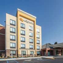 La Quinta Inn & Suites Philadelphia Arpt