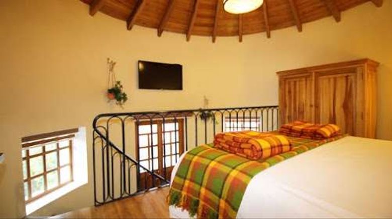 <b>Vieja Cuba Hotel Room</b>. Images powered by <a href="https://iceportal.shijigroup.com/" title="IcePortal" target="_blank">IcePortal</a>.