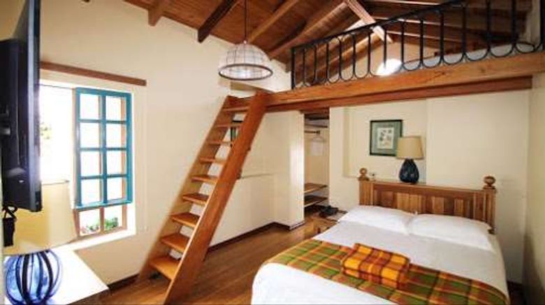 <b>Vieja Cuba Hotel Room</b>. Images powered by <a href="https://iceportal.shijigroup.com/" title="IcePortal" target="_blank">IcePortal</a>.