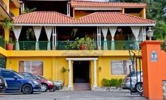 Altamont West Hotel
