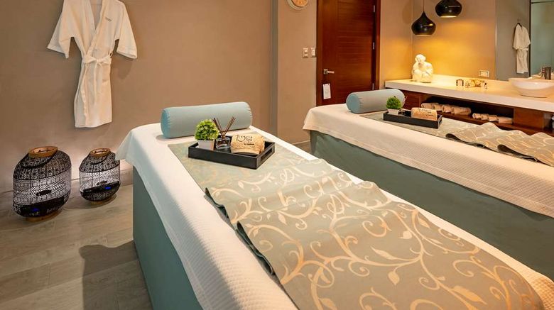 <b>Catalonia Santo Domingo Spa</b>. Images powered by <a href="https://iceportal.shijigroup.com/" title="IcePortal" target="_blank">IcePortal</a>.