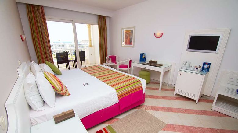 <b>Golden Tulip Taj Sultan Resort Room</b>. Images powered by <a href="https://iceportal.shijigroup.com/" title="IcePortal" target="_blank">IcePortal</a>.