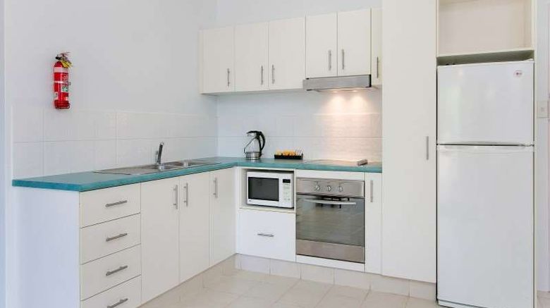 <b>Cairns City Palms Other</b>. Images powered by <a href="https://iceportal.shijigroup.com/" title="IcePortal" target="_blank">IcePortal</a>.