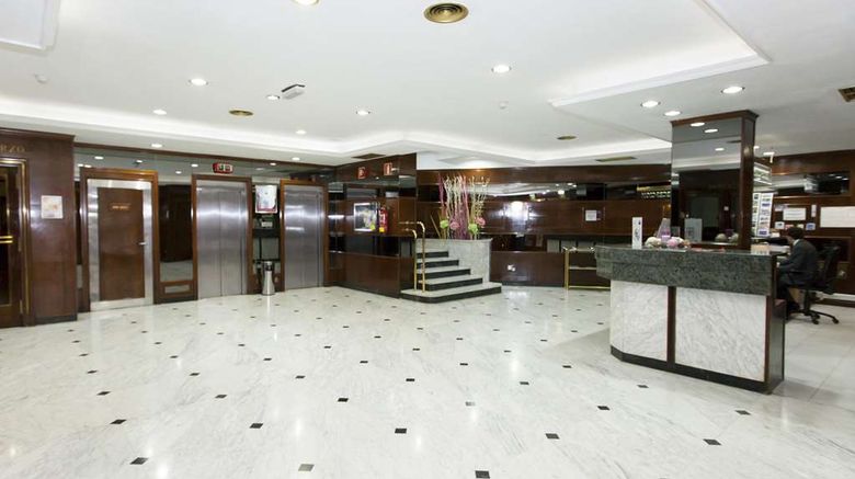 Hotel Zaragoza Royal Lobby. Images powered by <a href="https://iceportal.shijigroup.com" target="_blank" rel="noopener">Ice Portal</a>.