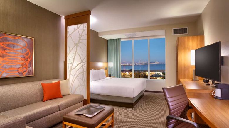 <b>Hyatt Place Emeryville/San Francisco Bay Room</b>. Images powered by <a href="https://iceportal.shijigroup.com/" title="IcePortal" target="_blank">IcePortal</a>.