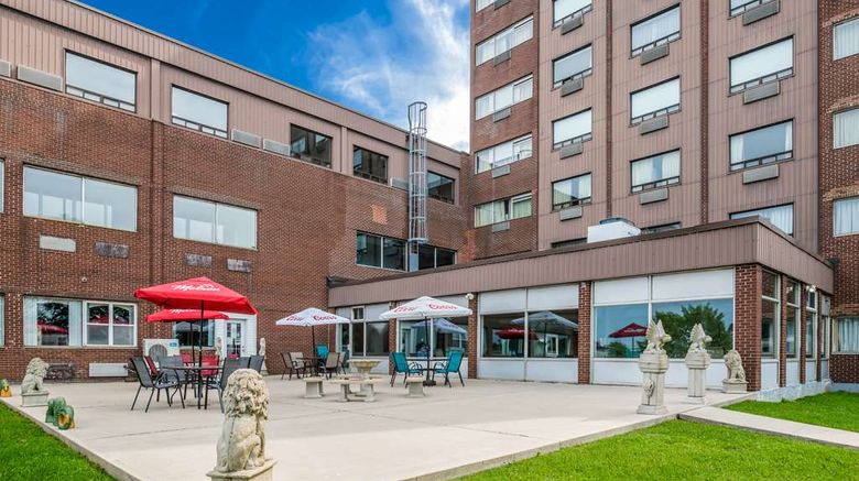 <b>Canadas Best Value Inn Saint John Restaurant</b>. Images powered by <a href="https://iceportal.shijigroup.com/" title="IcePortal" target="_blank">IcePortal</a>.