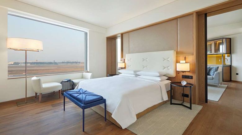 <b>ANdAZ Delhi Suite</b>. Images powered by <a href="https://iceportal.shijigroup.com/" title="IcePortal" target="_blank">IcePortal</a>.