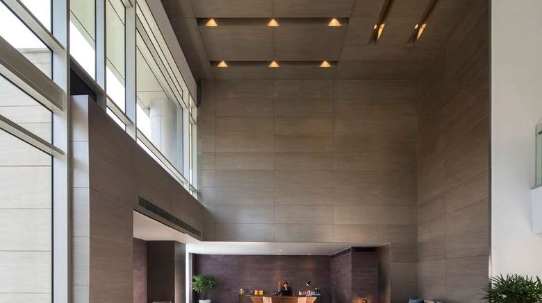 <b>ANdAZ Delhi Lobby</b>. Images powered by <a href="https://iceportal.shijigroup.com/" title="IcePortal" target="_blank">IcePortal</a>.