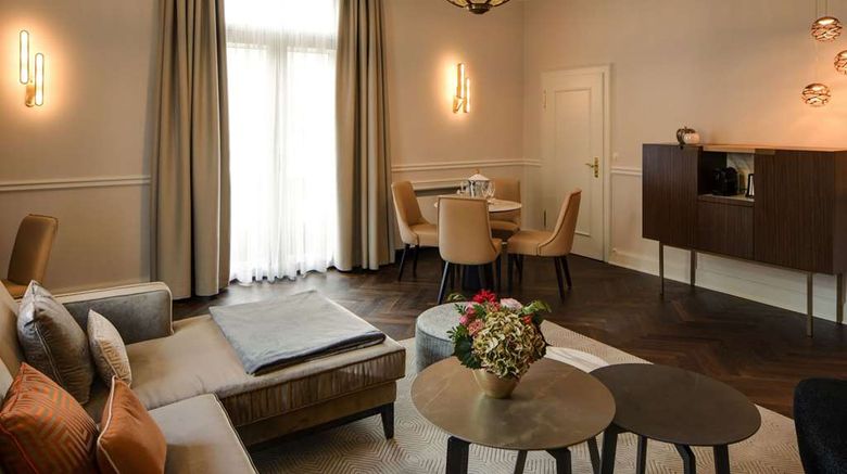 <b>Steigenberger Icon Parkhotel Duesseldorf Room</b>. Images powered by <a href=https://www.travelagewest.com/Hotels/Duesseldorf-Germany/