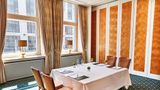 <b>Steigenberger Icon Parkhotel Duesseldorf Meeting</b>. Images powered by <a href=https://www.travelagewest.com/Hotels/Duesseldorf-Germany/