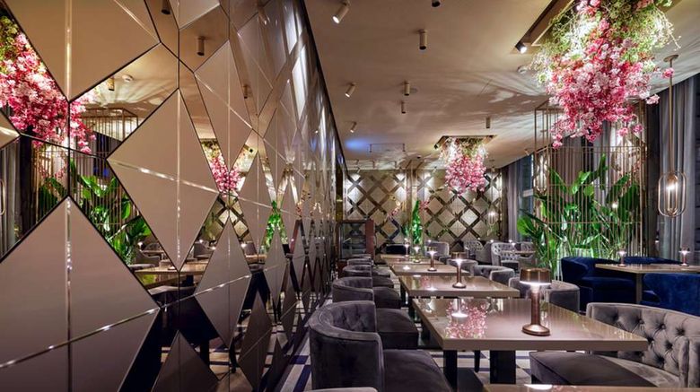 <b>Steigenberger Icon Parkhotel Duesseldorf Restaurant</b>. Images powered by <a href=https://www.travelagewest.com/Hotels/Duesseldorf-Germany/