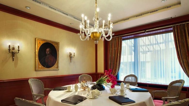 <b>Steigenberger Frankfurter Hof Meeting</b>. Images powered by <a href=https://www.travelagewest.com/Hotels/Frankfurt/