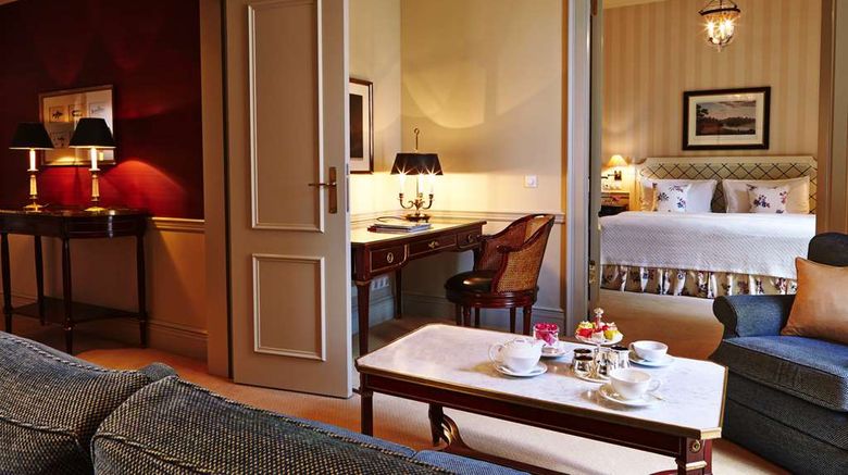 <b>Steigenberger Frankfurter Hof Room</b>. Images powered by <a href=https://www.travelagewest.com/Hotels/Frankfurt/