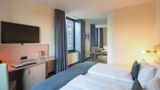 <b>IntercityHotel Hamburg Hauptbahnhof Room</b>. Images powered by <a href="https://iceportal.shijigroup.com/" title="IcePortal" target="_blank">IcePortal</a>.
