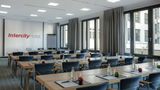 <b>IntercityHotel Hamburg Hauptbahnhof Meeting</b>. Images powered by <a href="https://iceportal.shijigroup.com/" title="IcePortal" target="_blank">IcePortal</a>.